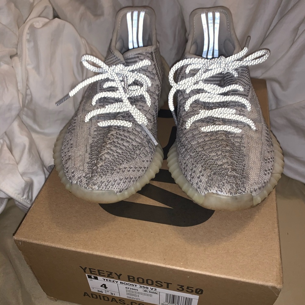 Adidas Yeezy boost 350 size 36/ 6.5 women’s